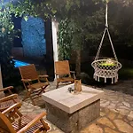 Bilini Dvori - House With Swimming Pool Villa